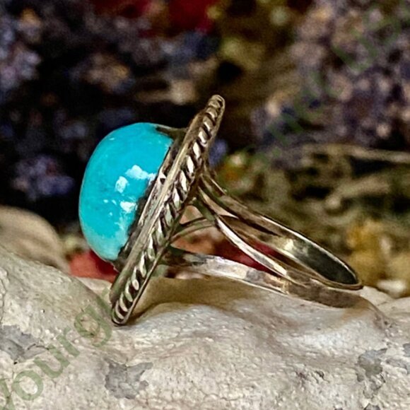 Vintage Navajo Sterling Silver Round Turquoise ring Size 7 - Picture 4 of 5